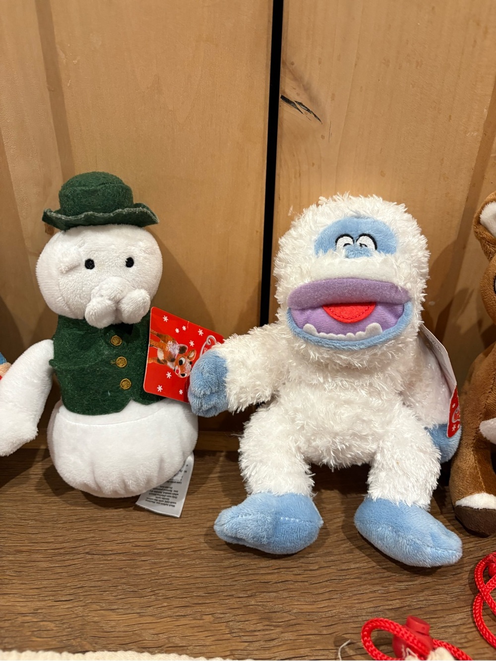 Christmas Plush Set with 'December 25' Gift Bag - Picture 3 of 6